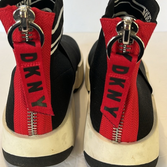 DKNY Sneaker Booties Black with Red Zipper backs Size 8.5 - Picture 5 of 8